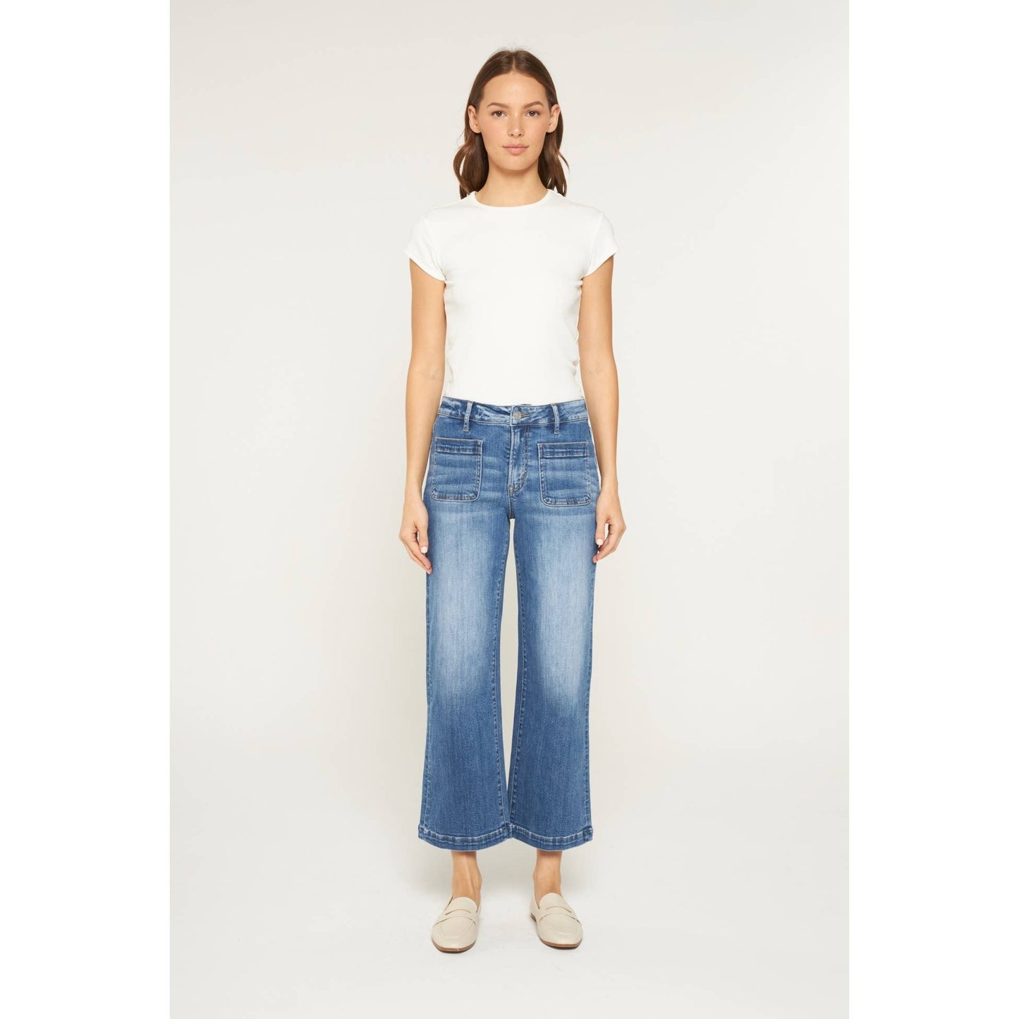 HIGH RISE CROPPED WIDE LEG Jeans WITH PATCH PKT