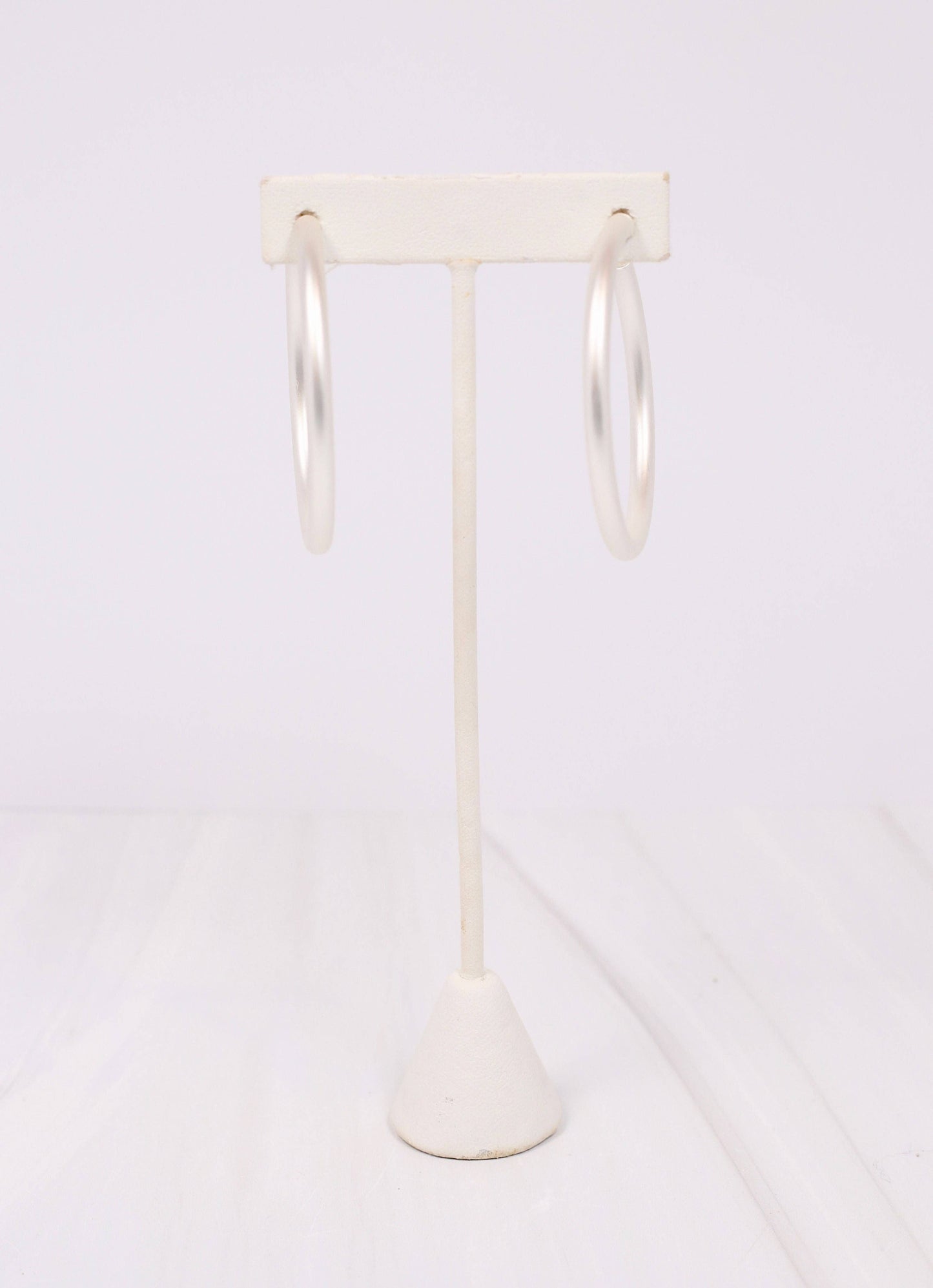 Arden Satin Hoop Earring MATTE SILVER