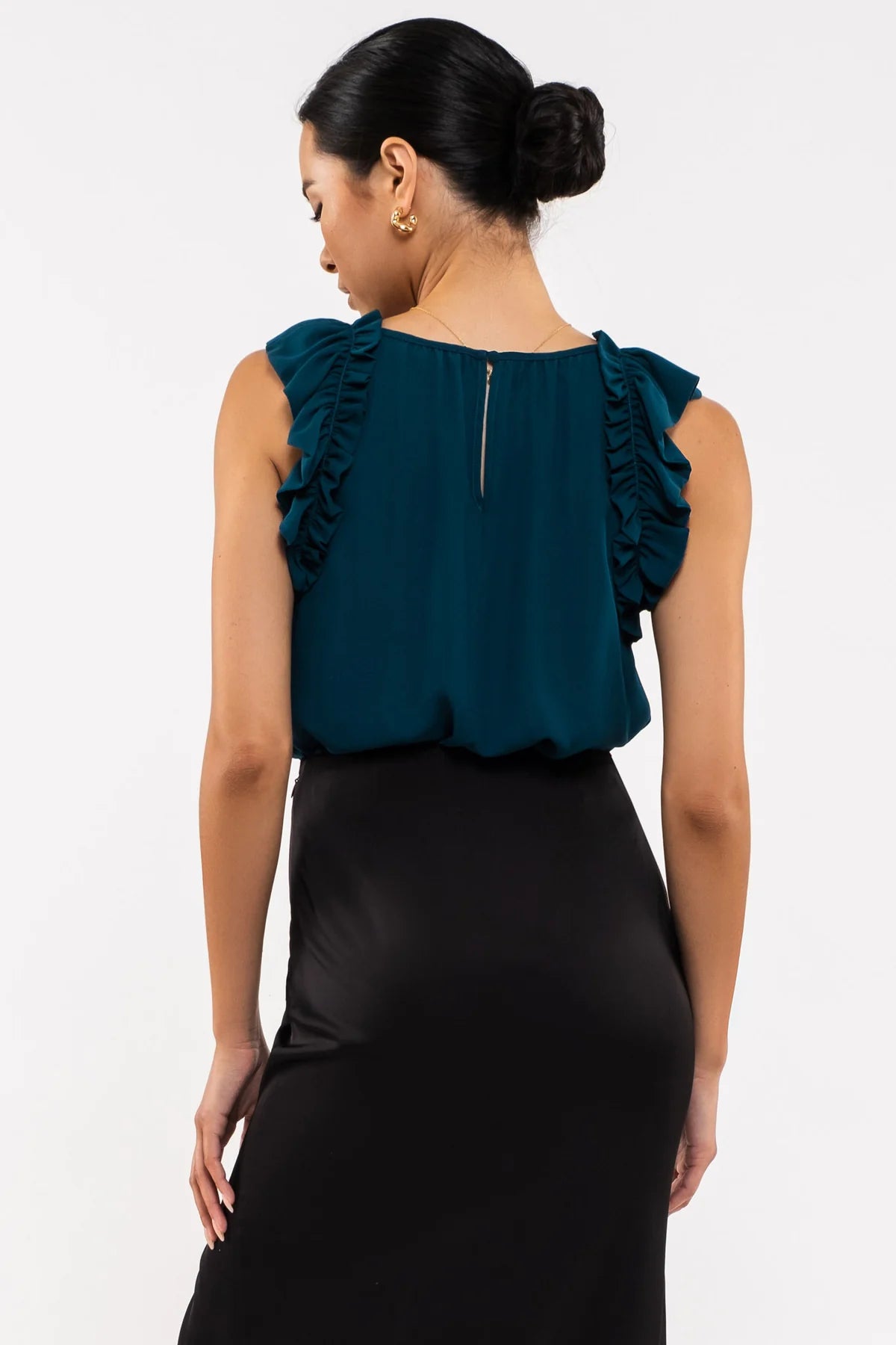BLU PEPPER FOLDED RUFFLE SLEEVELESS WOVEN TOP