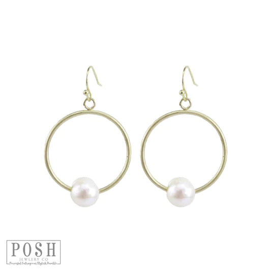 GOLD CIRCLE EARRING WITH PEARL